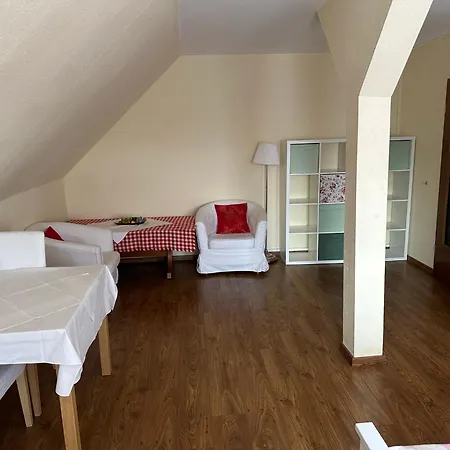 Zum Grafen Hallermunt 호텔 2*