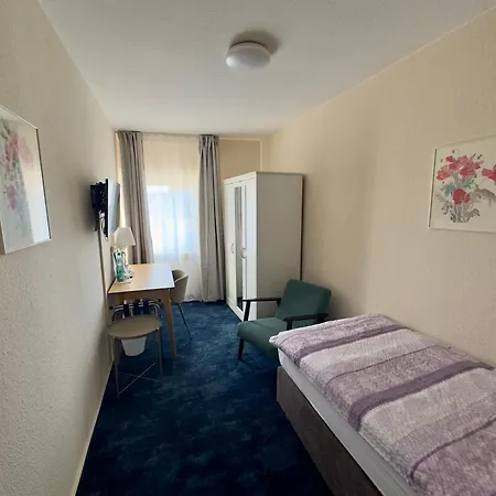 Zum Grafen Hallermunt 2* 스프링게