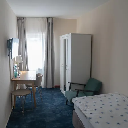 Zum Grafen Hallermunt 2* 스프링게