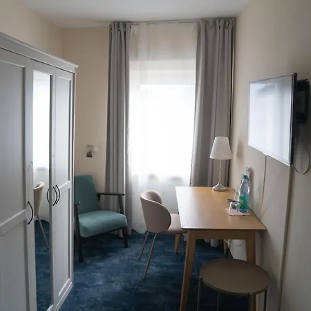 Zum Grafen Hallermunt Hotel 2*