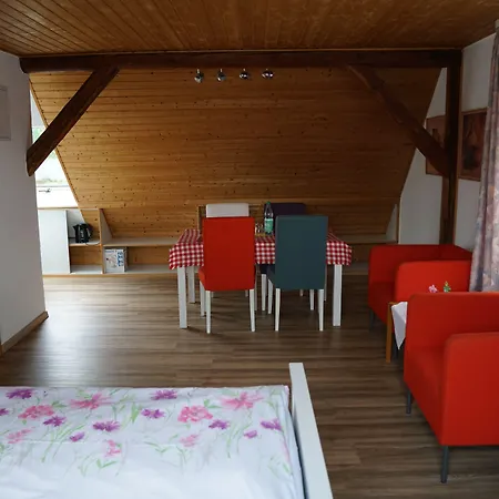 Zum Grafen Hallermunt 2* 스프링게