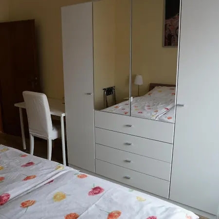 Hotel Zum Grafen Hallermunt 2*
