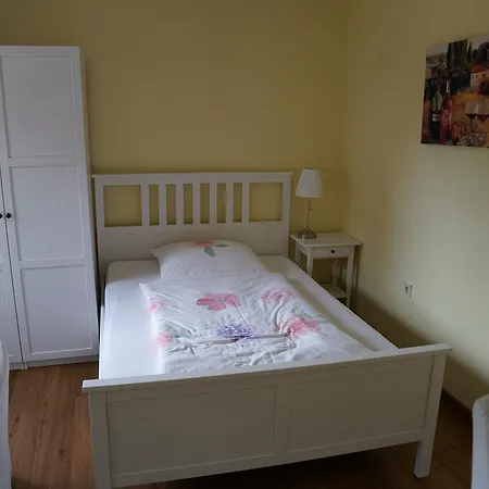 Hotel Zum Grafen Hallermunt 2*