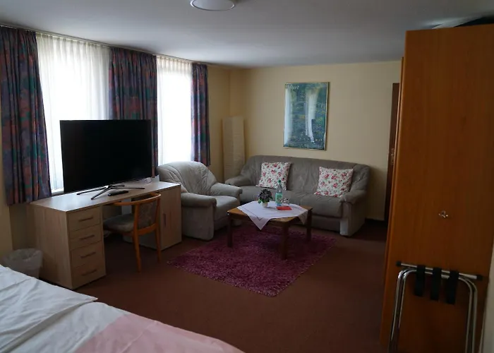 Zum Grafen Hallermunt Hotel